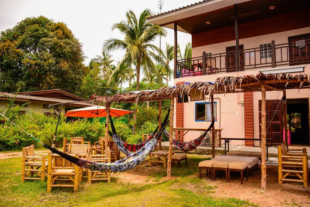 Love Station Hostel Baan Tai Εξωτερικό φωτογραφία