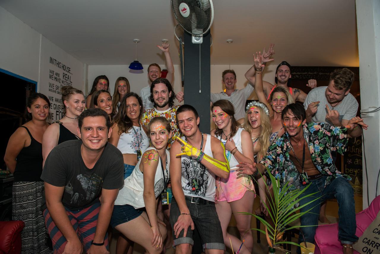 Love Station Hostel Baan Tai Εξωτερικό φωτογραφία